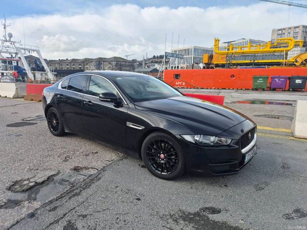 Jaguar XE Saloon, Diesel, 2017, Black