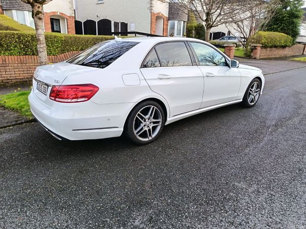Mercedes-Benz E-Class Saloon, Diesel, 2013, White
