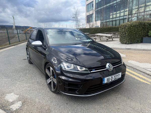 Volkswagen Golf Estate, Petrol, 2016, Black