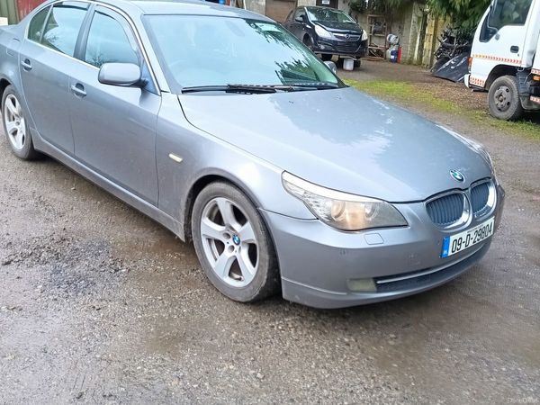 BMW 5-Series Saloon, Diesel, 2009, Grey