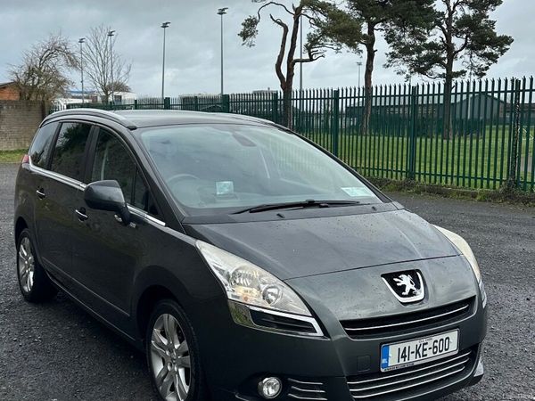Peugeot 5008 MPV, Diesel, 2014, Grey