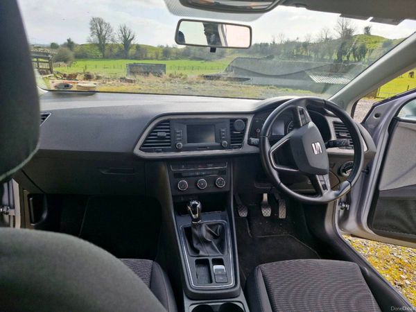 SEAT Leon Estate, Diesel, 2020, Grey