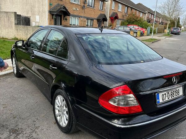 Mercedes-Benz E-Class Saloon, Petrol, 2007, Black
