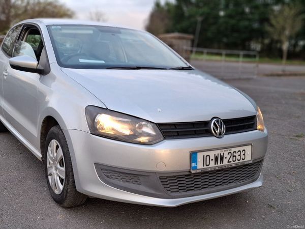 Volkswagen Polo Hatchback, Petrol, 2010, Silver