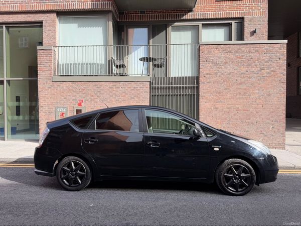 Toyota Prius Hatchback, Petrol Hybrid, 2008, Black