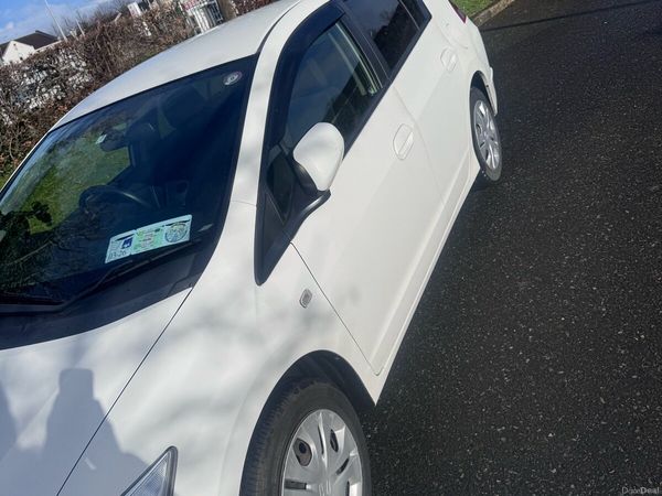 Honda Insight Hatchback, Petrol Hybrid, 2013, White