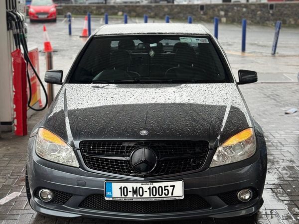 Mercedes-Benz C-Class Saloon, Diesel, 2010, Grey