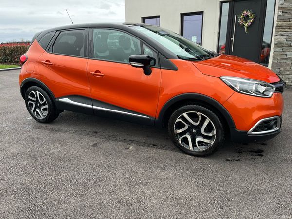 Renault Captur Hatchback, Petrol, 2015, Orange