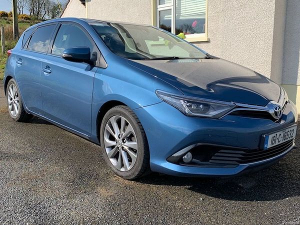 Toyota Auris Hatchback, Diesel, 2016, Blue