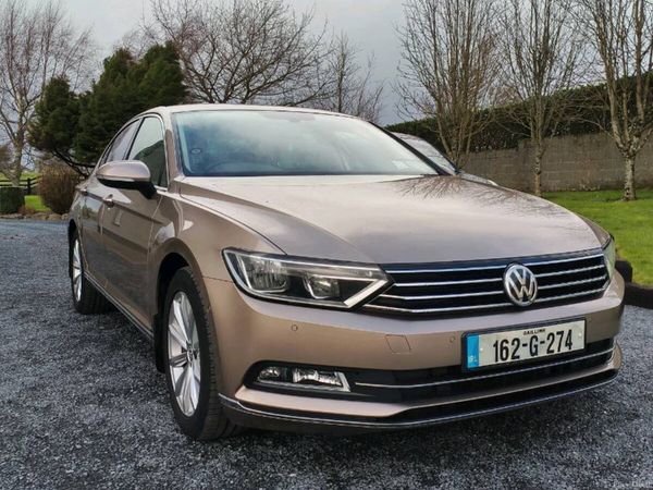 Volkswagen Passat Saloon, Diesel, 2016, Gold