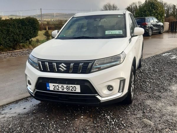 Suzuki Vitara SUV, Petrol, 2021, White