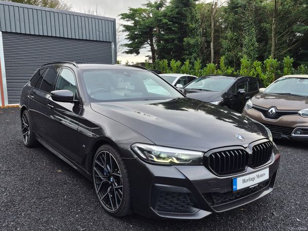 BMW 5-Series Estate, Petrol Hybrid, 2021, Grey