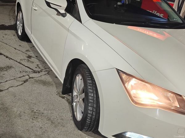 SEAT Leon Hatchback, Diesel, 2013, White