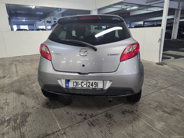 Mazda Demio MPV, Petrol, 2013, Black