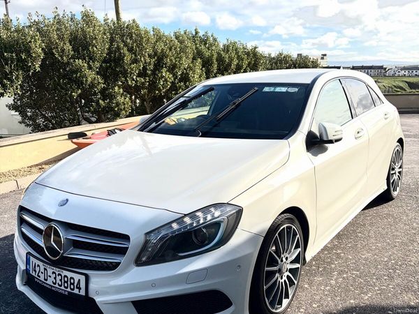 Mercedes-Benz A-Class Hatchback, Petrol, 2014, White