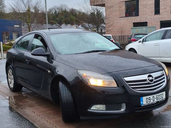 Opel Insignia Hatchback, Diesel, 2009, Black