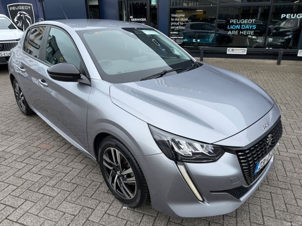 Peugeot 208 Hatchback, Petrol, 2023, Grey
