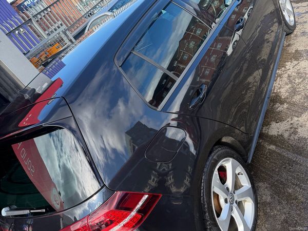 Volkswagen Golf Hatchback, Petrol, 2016, Black