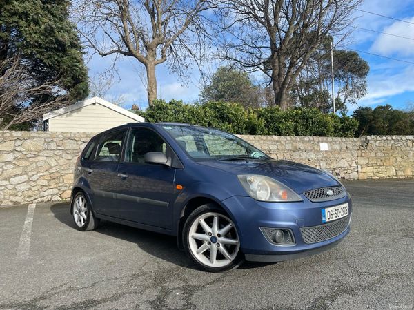 Ford Fiesta Hatchback, Petrol, 2006, Blue
