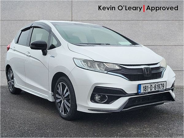 Honda Fit Hatchback, Petrol Hybrid, 2018, White