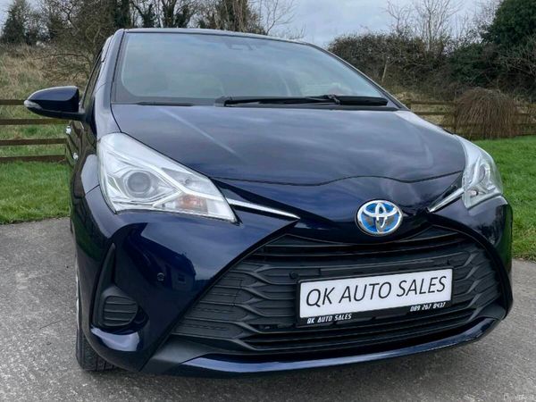 Toyota Vitz Hatchback, Petrol Hybrid, 2018, Black