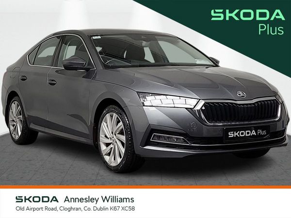 Skoda Octavia Saloon, Petrol, 2023, Grey
