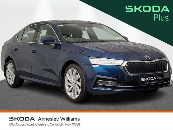 Skoda Octavia Saloon, Petrol, 2023, Blue