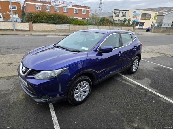 Nissan Qashqai Hatchback, Diesel, 2015, Blue