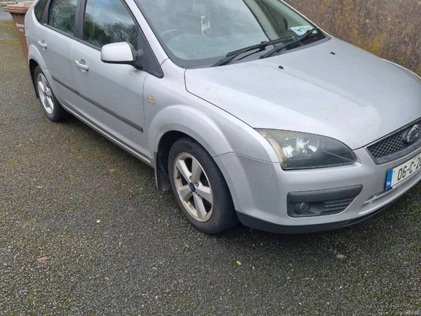 Ford Focus Hatchback, Petrol, 2006, Silver