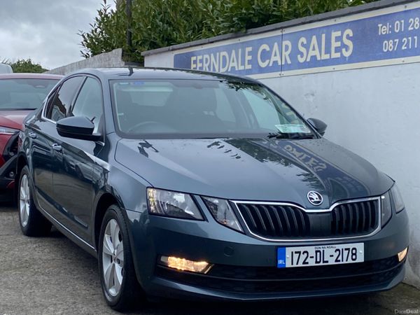 Skoda Octavia Hatchback, Diesel, 2017, Grey