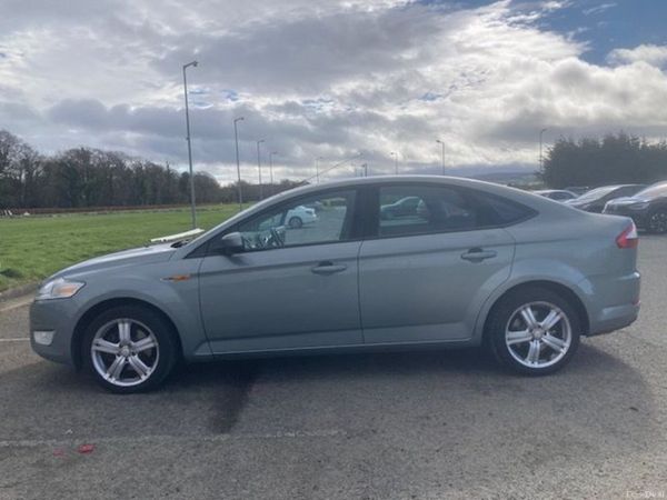 Ford Mondeo Hatchback, Petrol, 2007, Grey