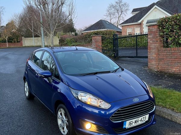 Ford Fiesta Hatchback, Petrol, 2016, Blue