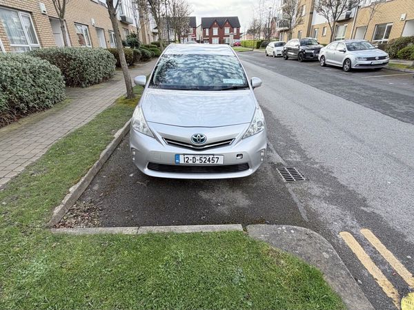 Toyota Prius MPV, Petrol Hybrid, 2012, Silver