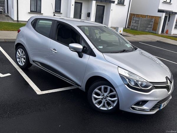 Renault Clio Hatchback, Petrol, 2018, Grey
