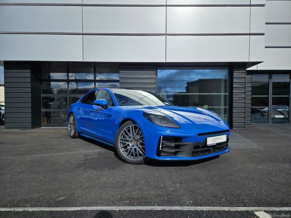 Porsche Panamera Saloon, Petrol Plug-in Hybrid, 2026, Blue