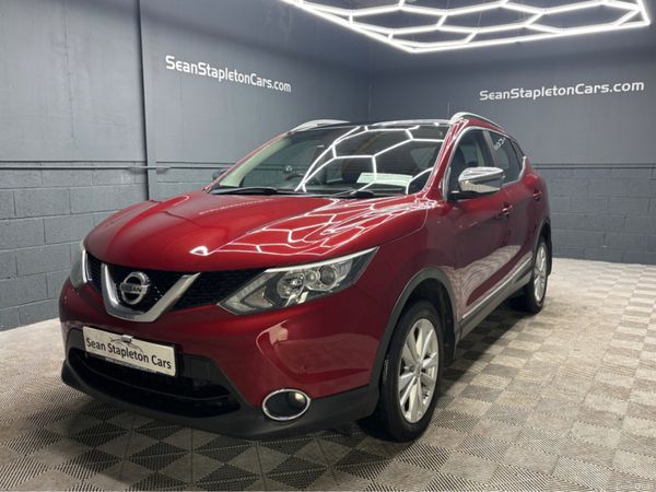 Nissan Qashqai MPV, Diesel, 2016, Red