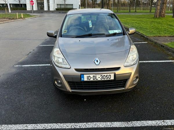 Renault Clio Hatchback, Ethanol Petrol, 2010, Gold