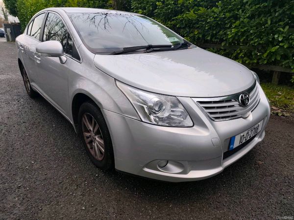 Toyota Avensis Saloon, Diesel, 2010, Silver