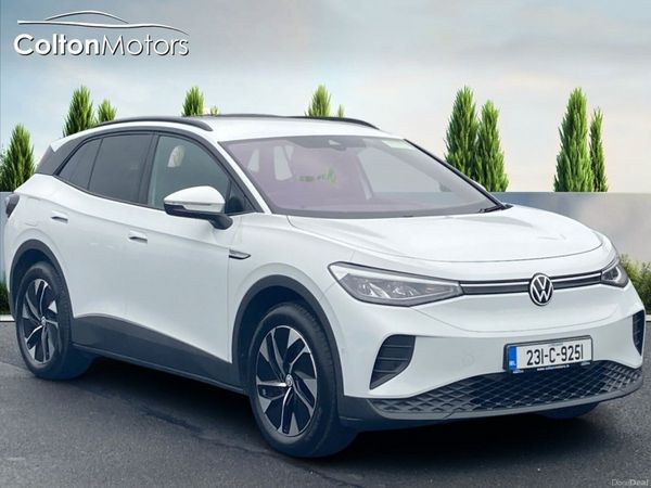 Volkswagen ID.4 Hatchback, Electric, 2023, White
