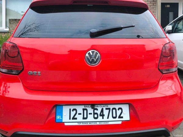 Volkswagen Polo Hatchback, Petrol, 2012, Red