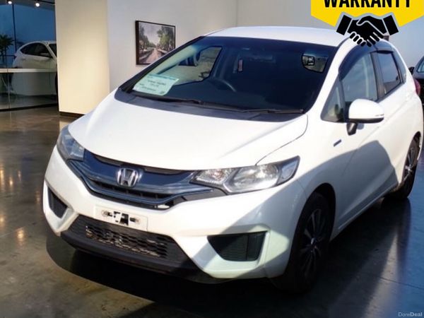 Honda Fit Hatchback, Petrol Hybrid, 2015, White