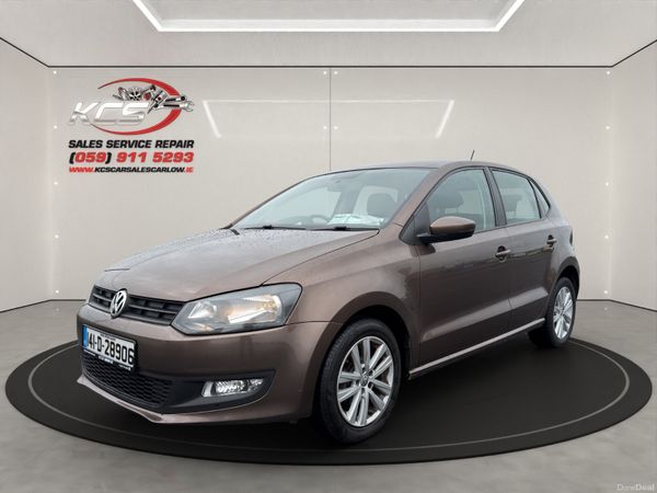 Volkswagen Polo Hatchback, Petrol, 2014, Brown