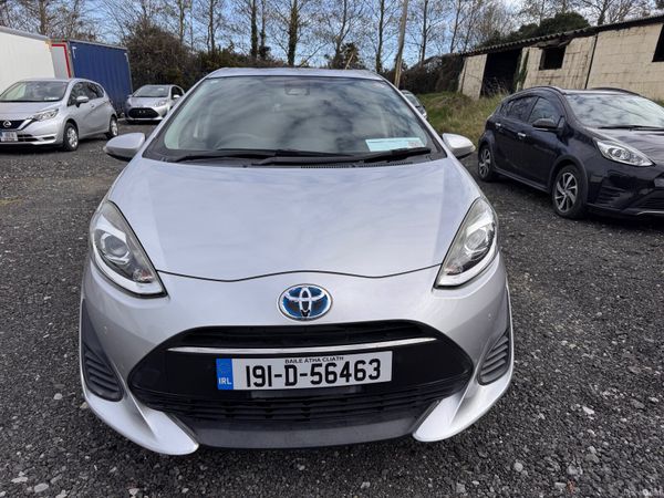 Toyota Aqua Hatchback, Petrol Hybrid, 2019, Silver