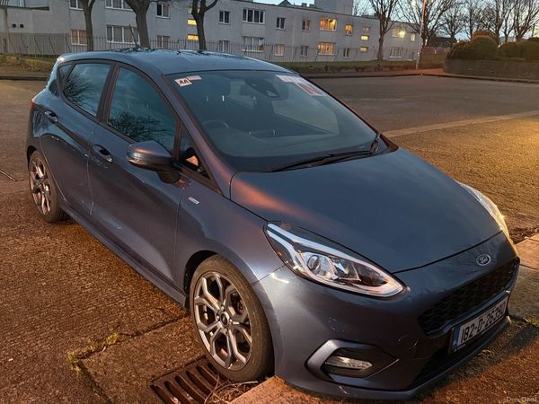 Ford Fiesta Hatchback, Petrol, 2018, Blue