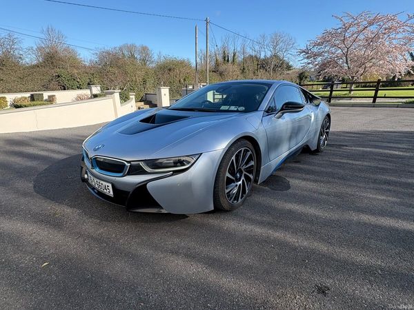 BMW i8 Coupe, Petrol Plug-in Hybrid, 2016, Silver