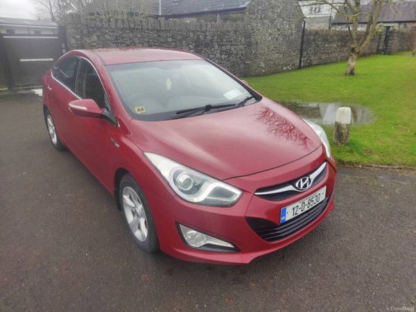 Hyundai i40 Hatchback, Diesel, 2012, Red