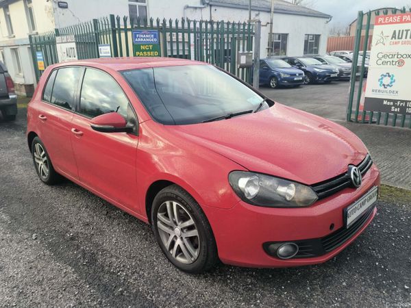 Volkswagen Golf Hatchback, Diesel, 2011, Red