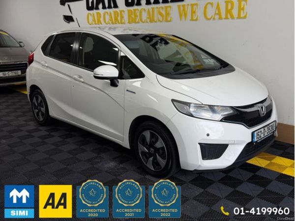 Honda Fit Hatchback, Petrol Hybrid, 2015, White