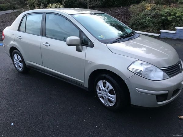 Nissan Tiida Saloon, Petrol, 2007, Silver
