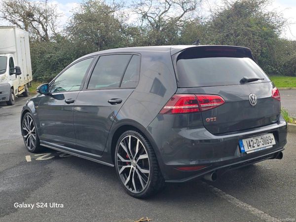 Volkswagen Golf Hatchback, Petrol, 2014, Grey